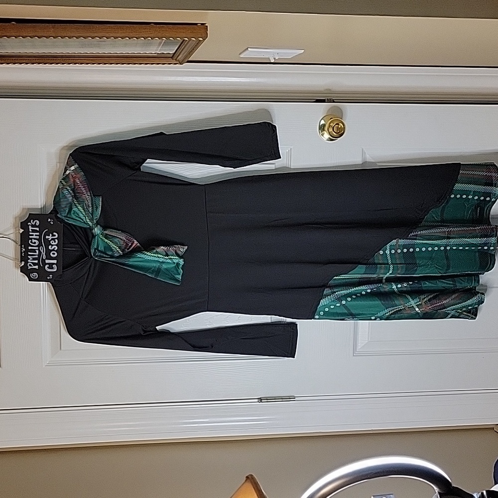 Cellabie Mock Neck Dress Black Green Plaid Small New Christmas